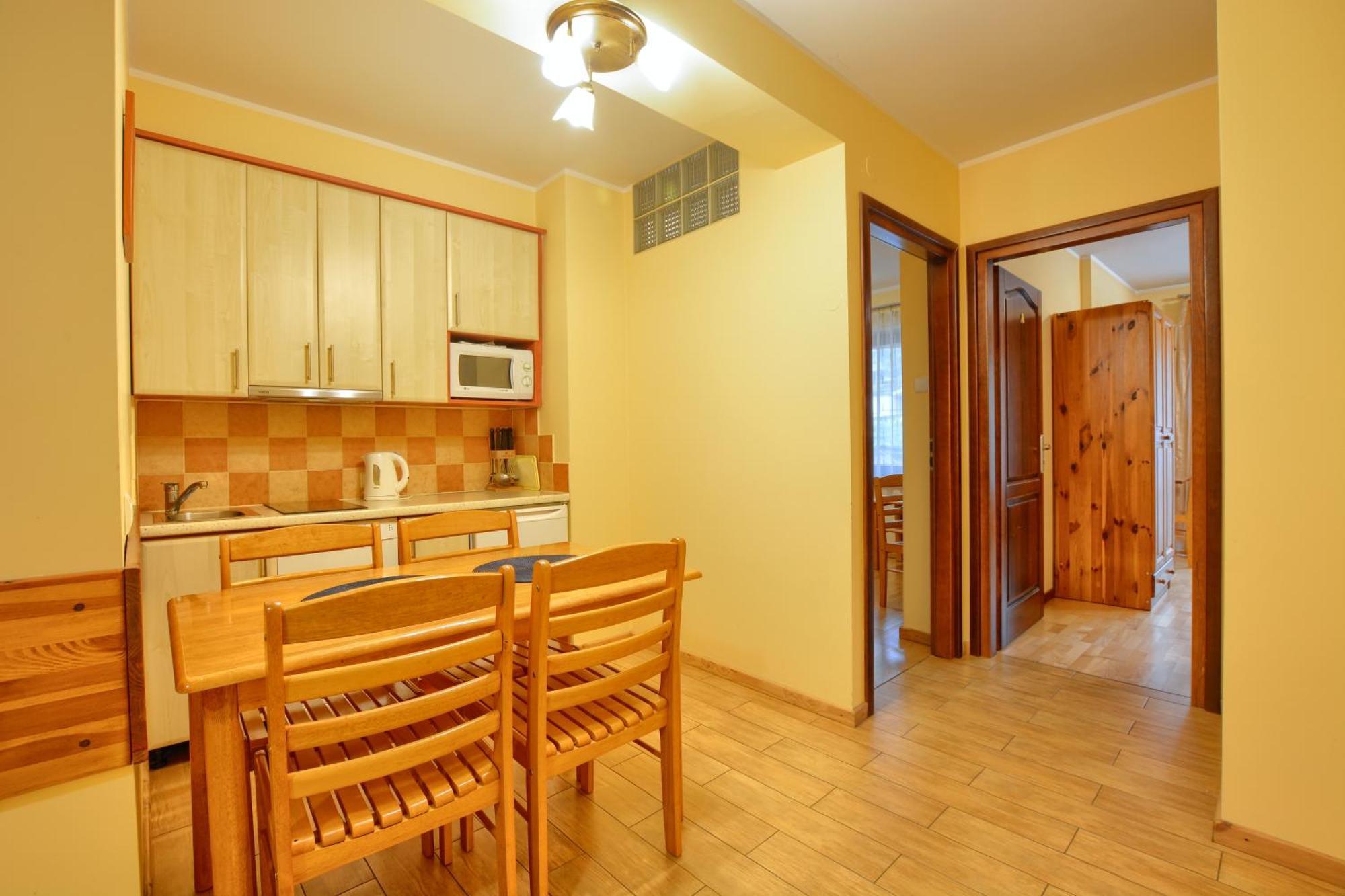 Apartamenty Na Pierwszym Pietrze Krynica Exterior foto